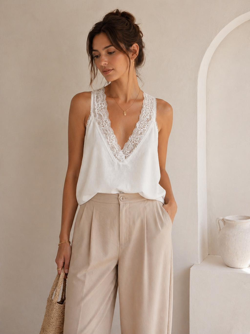 Λευκό Top με Δαντέλα V-Neck